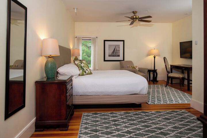 Room 12 of 70