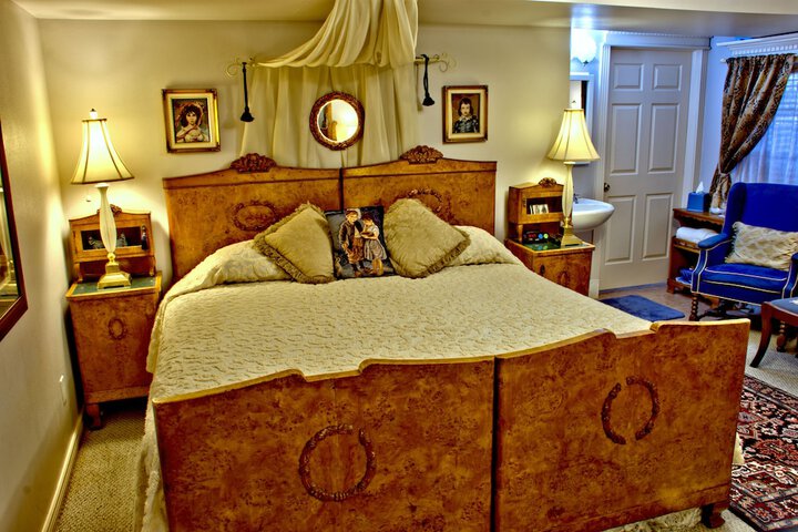 Room 75 of 171