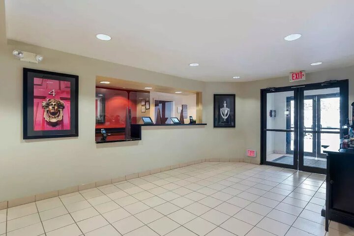Hotel Interior 7 of 20