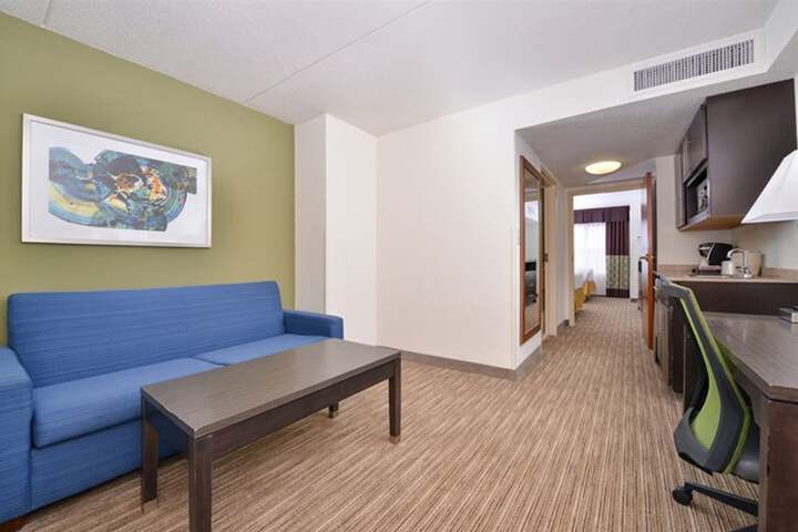 Holiday Inn Express Hotel & Suites Mooresville - Lake Norman by IHG