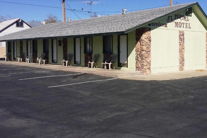 El Portal Motel