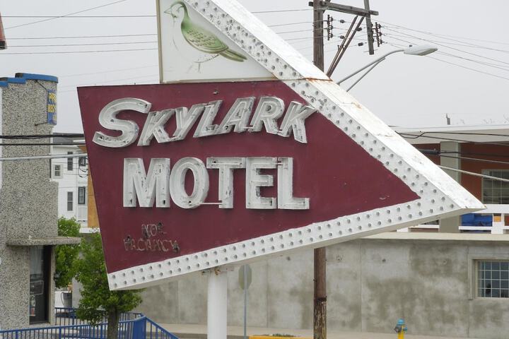 Hotel 2 of 31