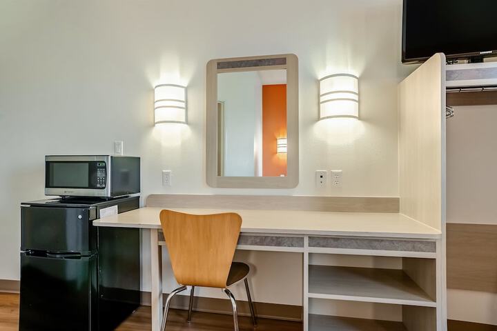 Room 17 of 22
