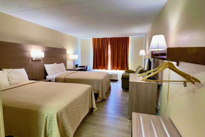 Econo Lodge Willowbrook