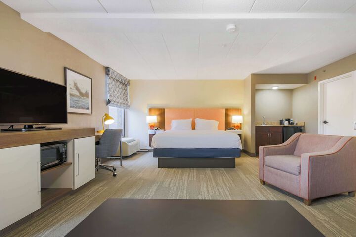 Room 35 of 67
