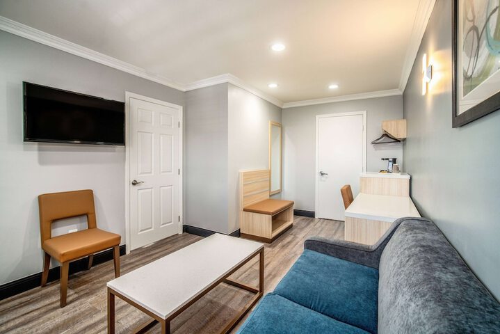 Room 35 of 45