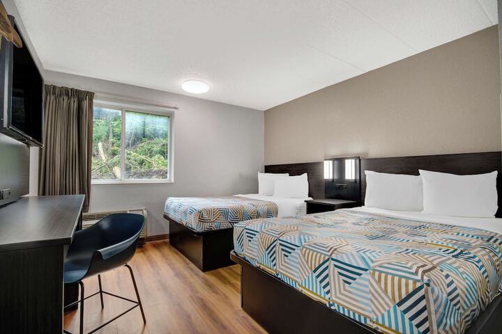 Room 21 of 33