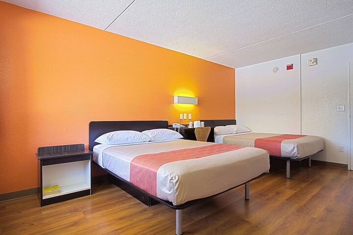 Motel 6 East Brunswick NJ