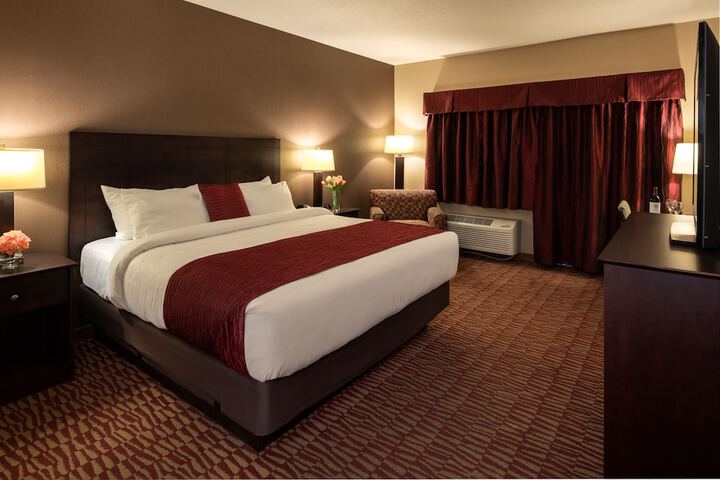 Lakeside Hotel Casino a Travelodge by Wyndham