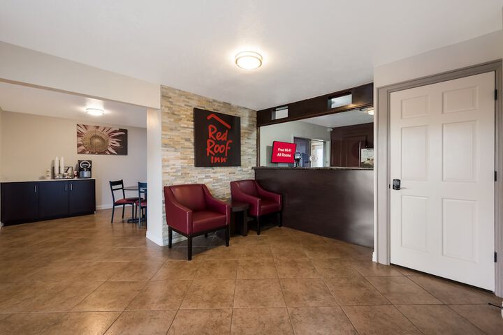 Red Roof Inn Madisonville