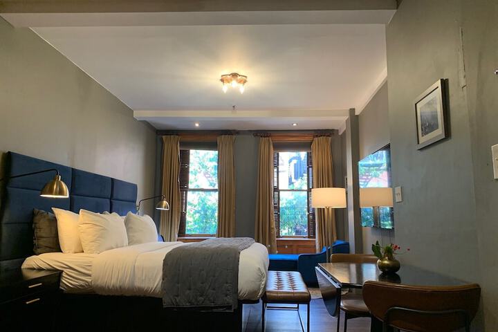 Room 34 of 66