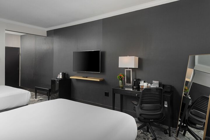 Room 56 of 91