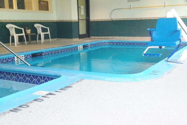 Pool 3 of 33