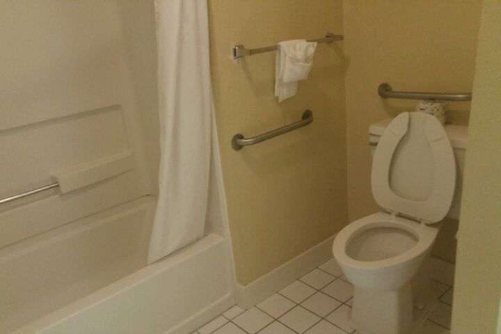 Quality Inn & Suites Covington