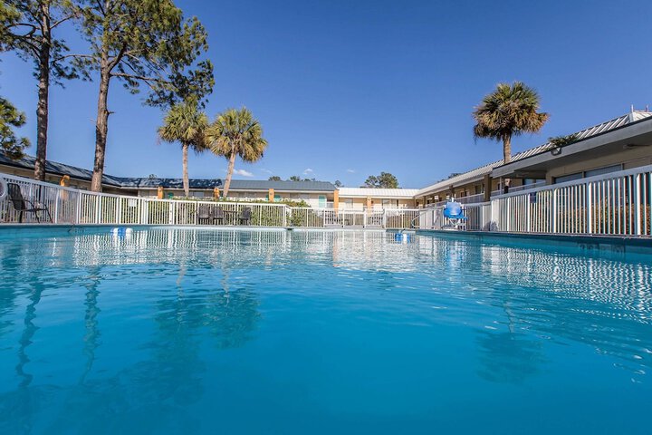 Pool 7 of 55