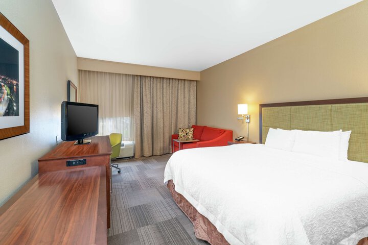 Room 18 of 29