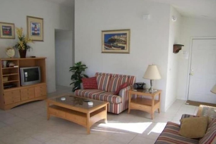 Great Pool Golf View 3 Bedroom Home by RedAwning