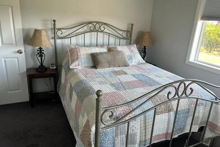 2 Bedroom Suite: Views Private Entrance, EVchgr