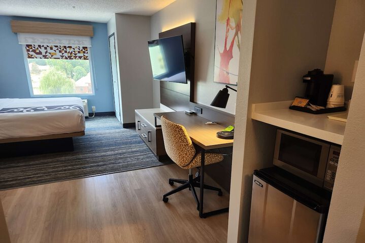 La Quinta Inn & Suites by Wyndham Warner Robins - Robins AFB