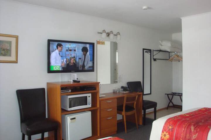 Room 18 of 26