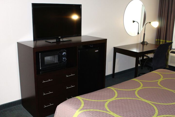 Room 21 of 31