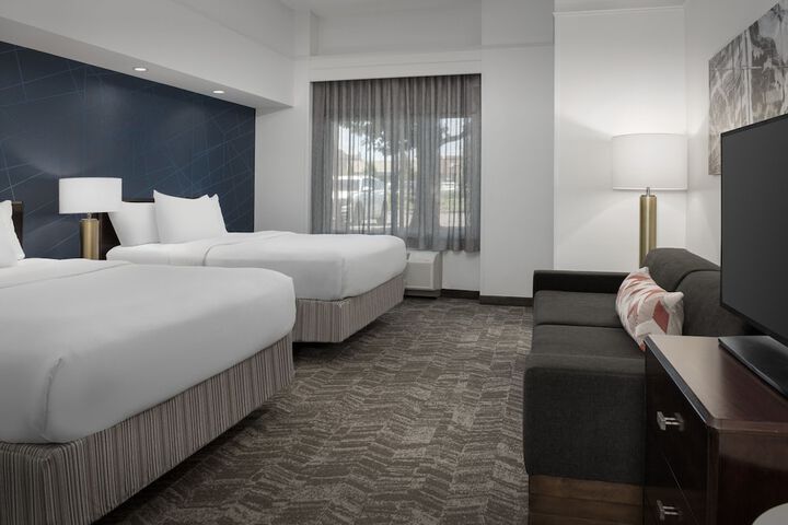 Room 21 of 52