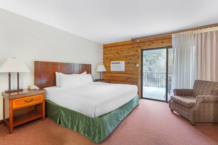 Room 34 of 52