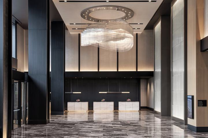Loews Arlington