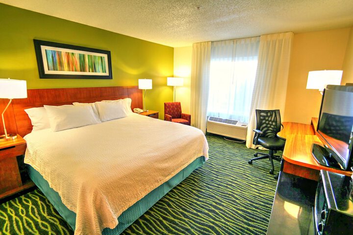 Room 14 of 20