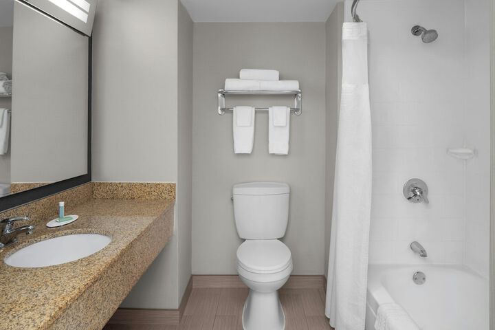 Courtyard by Marriott Cypress Anaheim / Orange County
