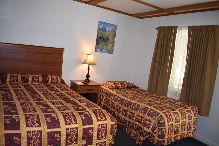 Room 13 of 39