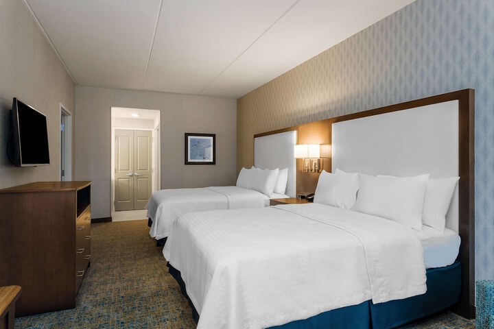 Homewood Suites by Hilton Reston