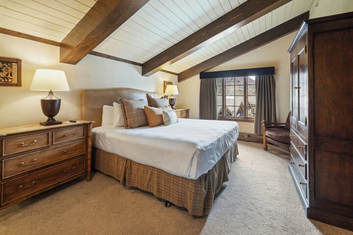 The Lodge at Vail a RockResort by Vail Resorts