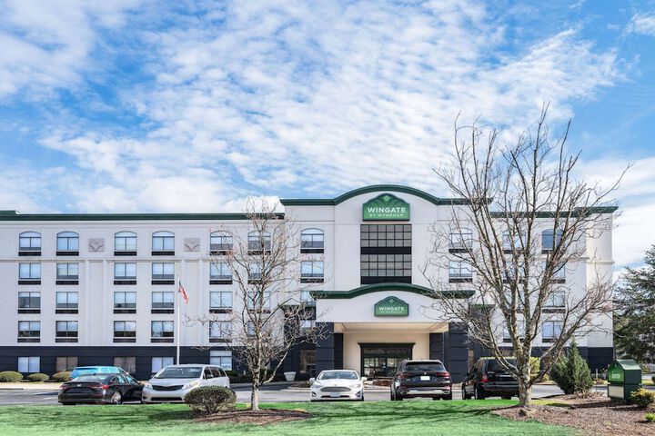 Hotel 3 of 34