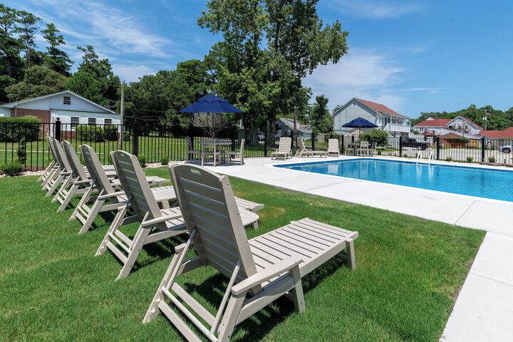 Pool 19 of 112