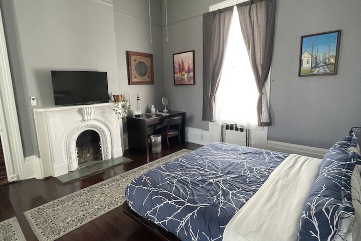 Room 48 of 171