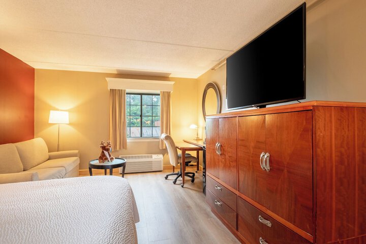 Fireside Inn & Suites West Lebanon