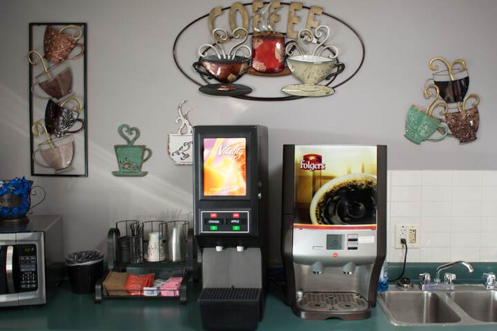 Breakfast/Coffee Service 40 of 45