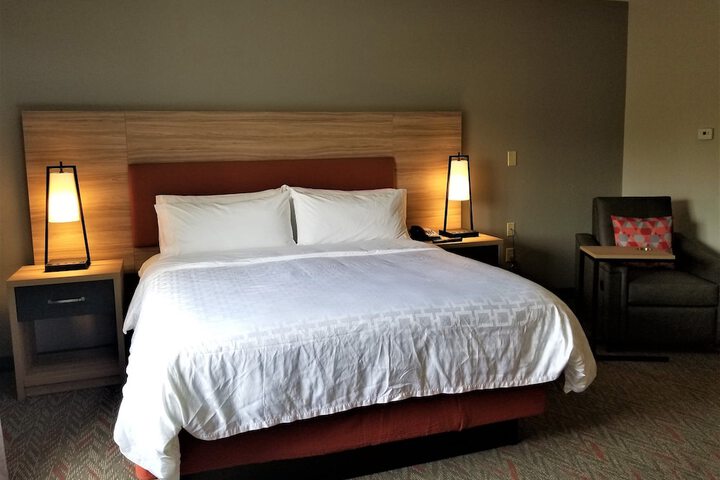 Room 38 of 59