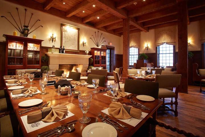Dining 60 of 89