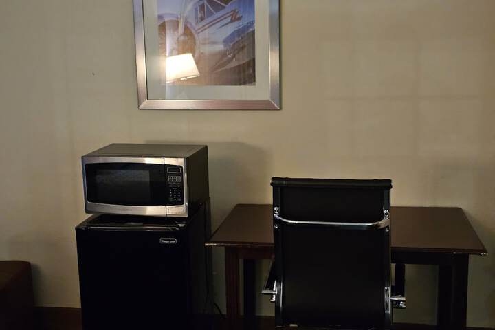 Room 72 of 86