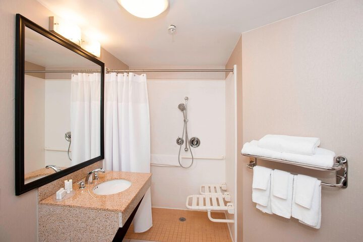 Room 35 of 53