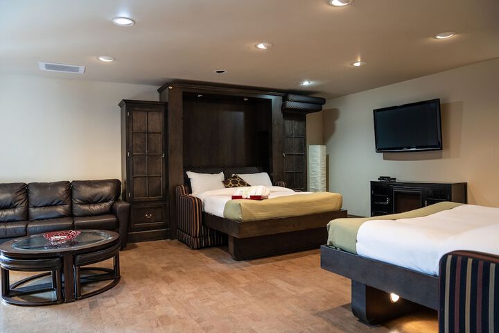 Room 38 of 56