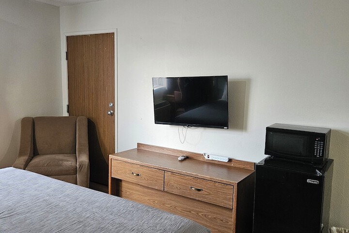Room 28 of 45