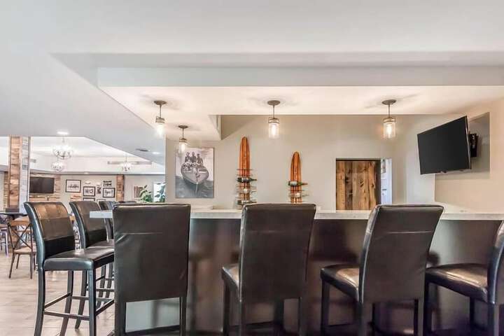 Lakes Inn at Dunvilla