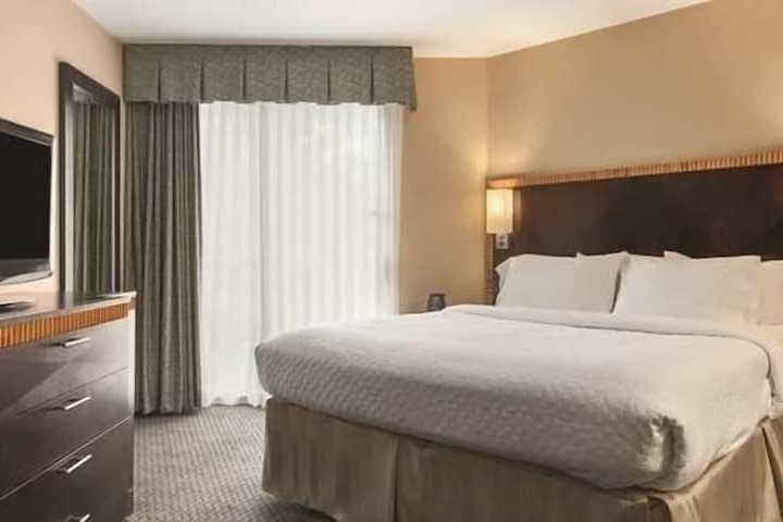 Room 13 of 39