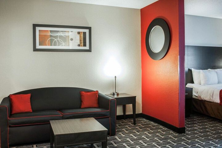 Room 21 of 50