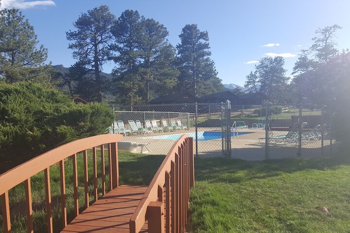 Pool 6 of 175