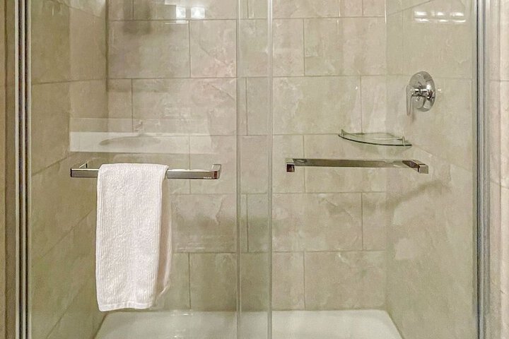 Prestige Oceanview Hotel Prince Rupert
