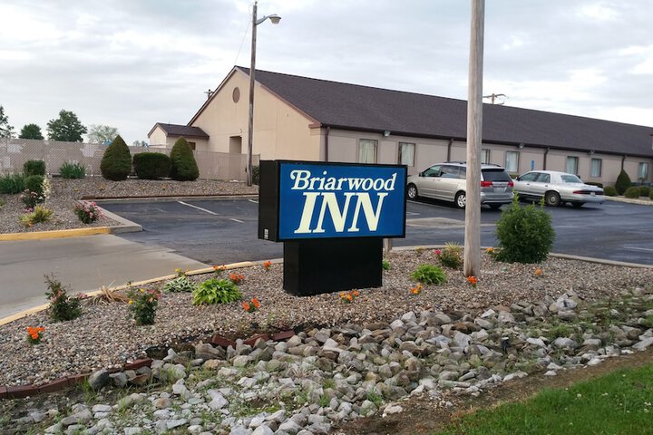 Briarwood Inn